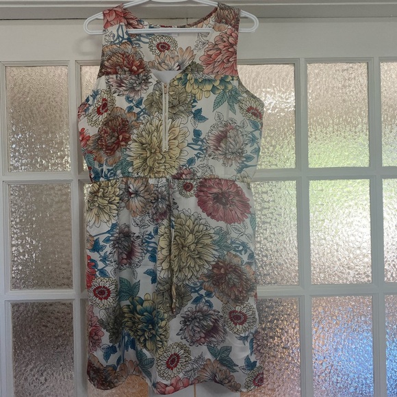 Point Zero Dresses & Skirts - Point Zero Printed Drawstring Waist
